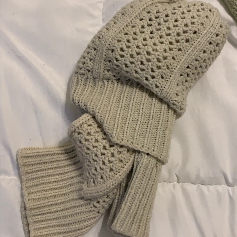 Leg warmers